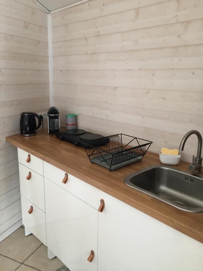 Maisonnette en pierre indépendante de 20 m2 Saint-Cirgues-sur-Couze Exterior foto
